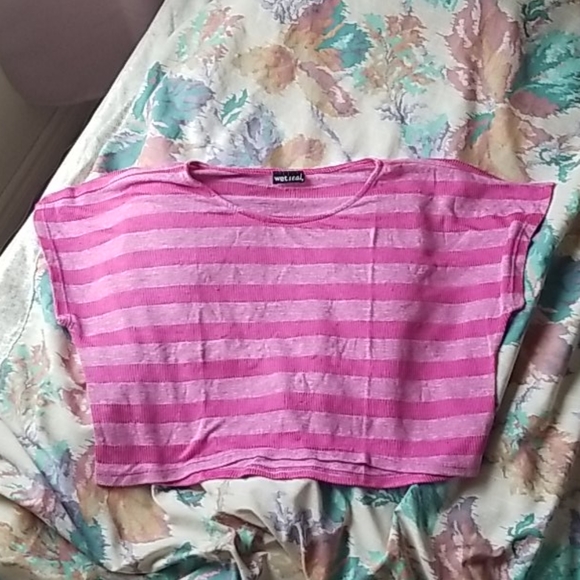 Crop top (blue and pink) - Picture 2 of 2